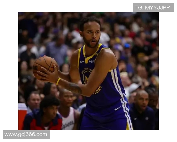 开拓者与勇士全场激战回顾精彩瞬间与关键时刻分析