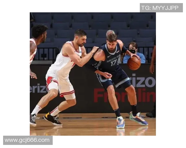 灰熊与公牛激战在即球队状态与战术分析全面解读