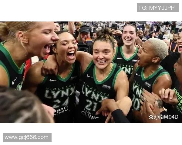 热火与山猫激战四月二十四日球迷期待精彩对决与惊心动魄时刻 热火与山猫激战四月二十四日球迷期待精彩对决与惊心动魄时刻