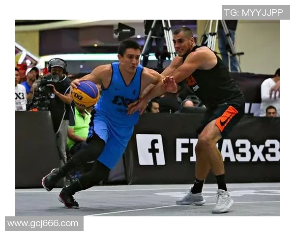 美国篮球队与塞尔维亚队激战正酣谁将赢得这场巅峰对决 美国篮球队与塞尔维亚队激战正酣谁将赢得这场巅峰对决