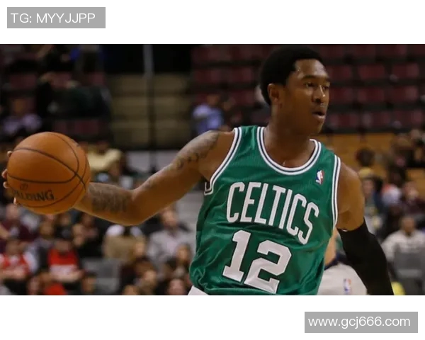 马尚布鲁克斯的篮球之路:从NBA到CBA的辉煌与挑战 马尚布鲁克斯的篮球之路:从NBA到CBA的辉煌与挑战